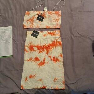 Material very soft and stretchy noodle straps